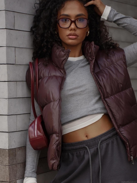 Women's Loose High Collar Padded Vest Solid Color Polyester Cotton Quilted Sleeveless Puffer Jacket Warm Autumn Winter Outerwear Waistcoat Women's Loose High Collar Padded Vest Solid Color Polyester Cotton Quilted Sleeveless Puffer Jacket Warm Autumn Winter Outerwear Waistcoat