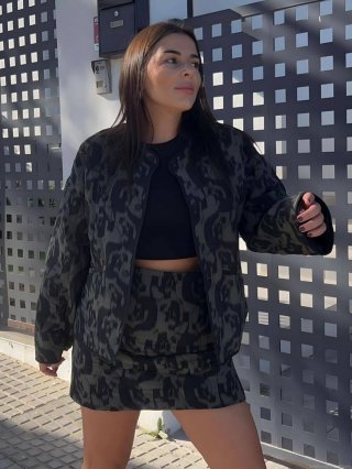 Women's Quilted Cotton Jacket Leopard Abstract Print Long Sleeve Round Neck Padded Coat Autumn European Street Style Warm Outwear For Women Women's Quilted Cotton Jacket Leopard Abstract Print Long Sleeve Round Neck Padded Coat Autumn European Street Style Warm Outwear For Women