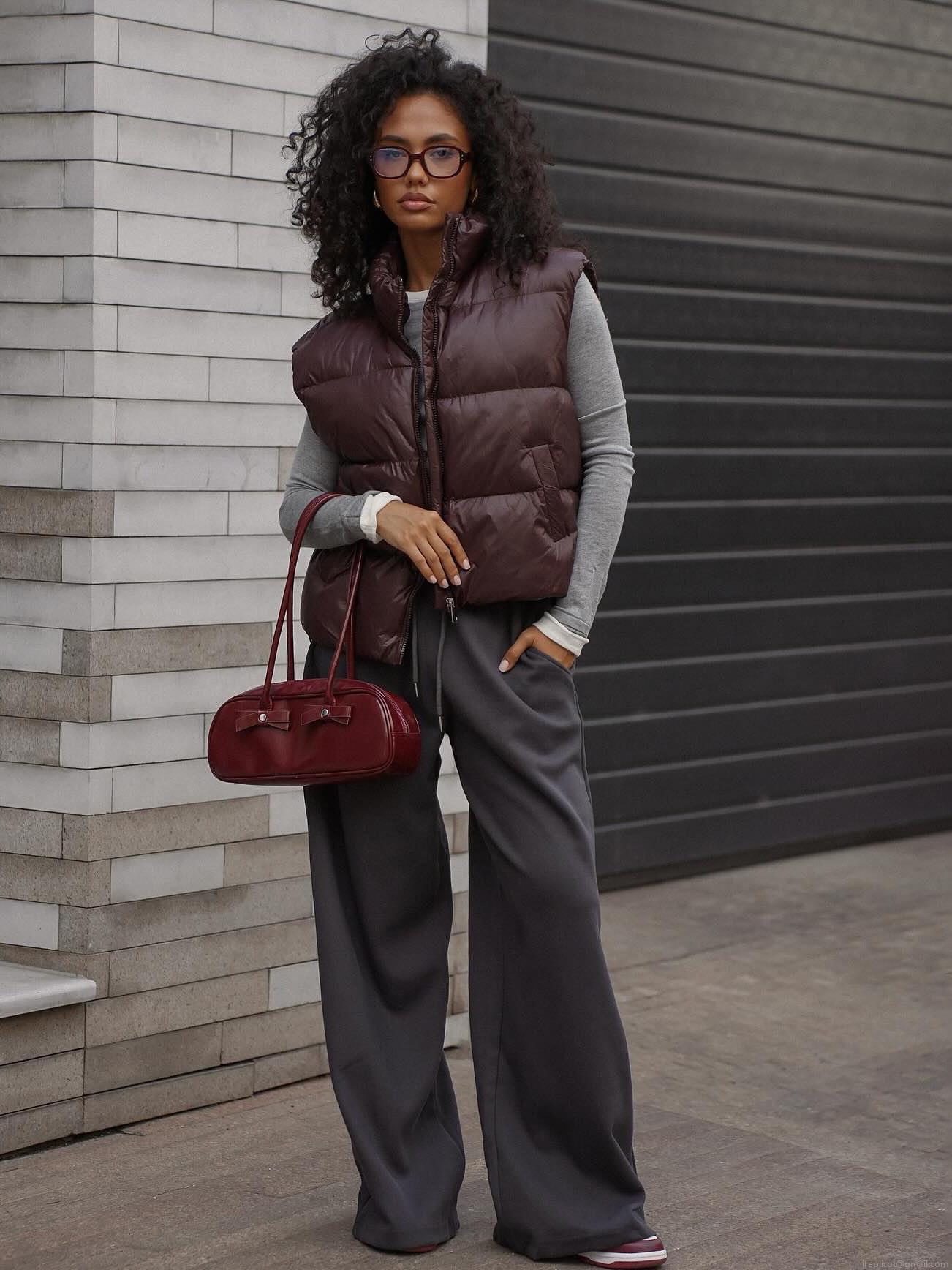 Women's Loose High Collar Padded Vest Solid Color Polyester Cotton Quilted Sleeveless Puffer Jacket Warm Autumn Winter Outerwear Waistcoat