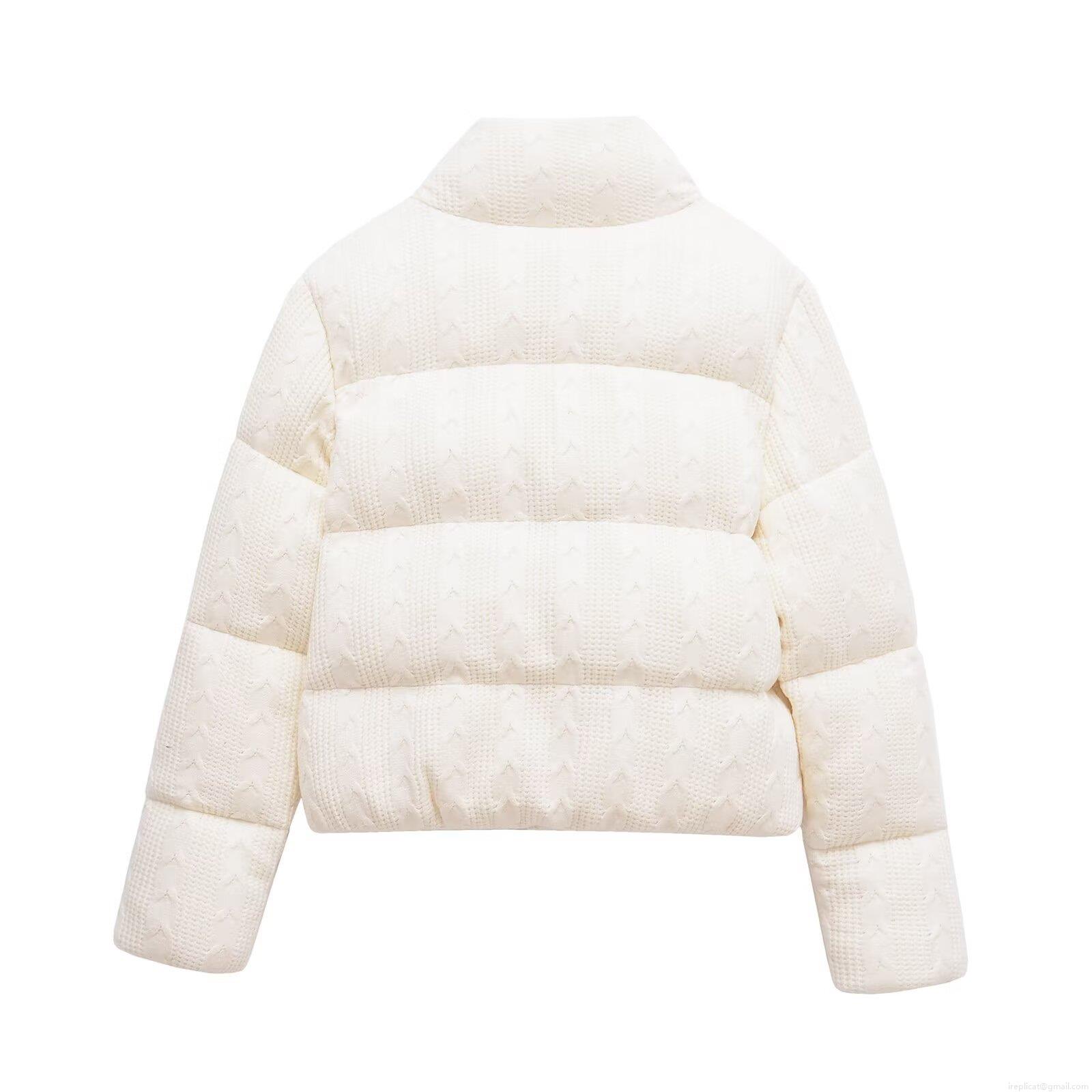 Women's Thickened Cable Knit Puffer Jacket Fashion Stand Collar Warm Winter Short Cotton Padded Coat With Metal Zipper For Women