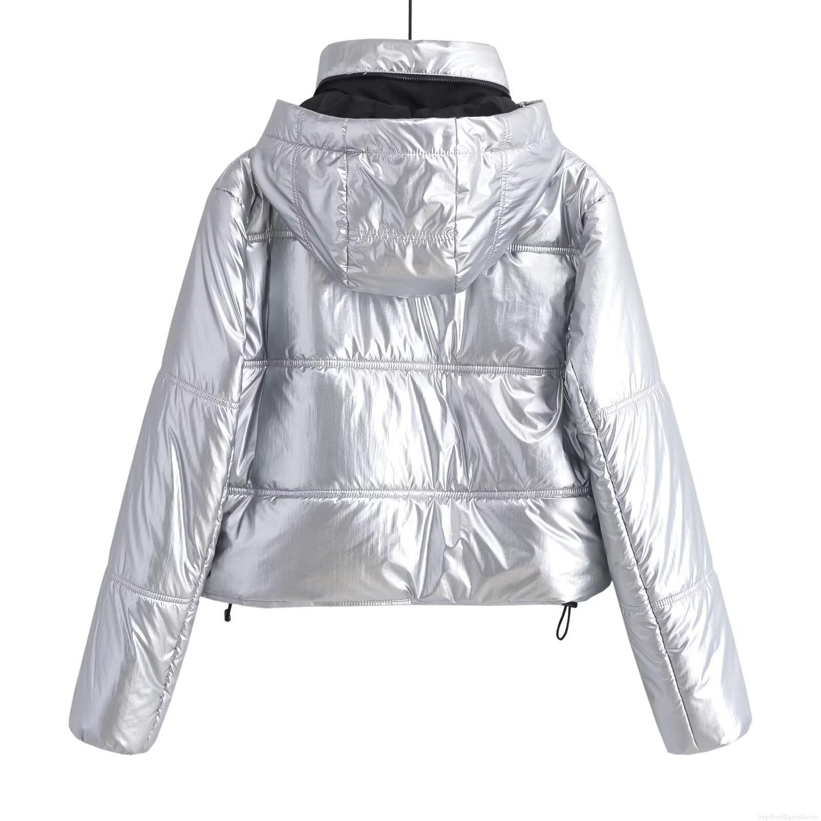 Women's Fashion Metallic Glossy Hooded Puffer Jacket Thickened Warm Short Padded Coat With Zipper Pocket Casual Winter Outerwear
