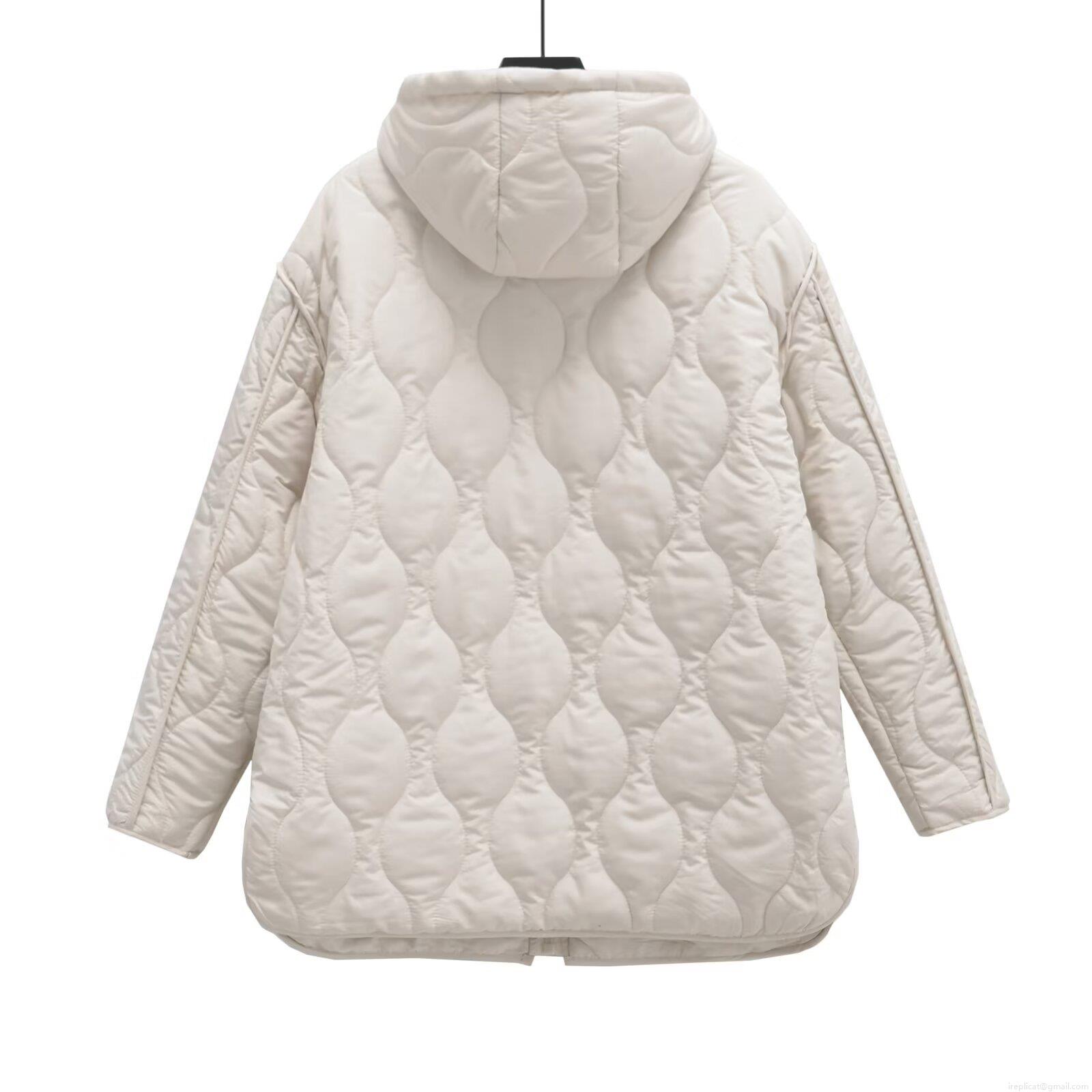 Women's Casual Hooded Padded Jacket Long Loose Wavy Quilted Polyester Winter Coat With Zipper And Large Pockets Warm Outerwear