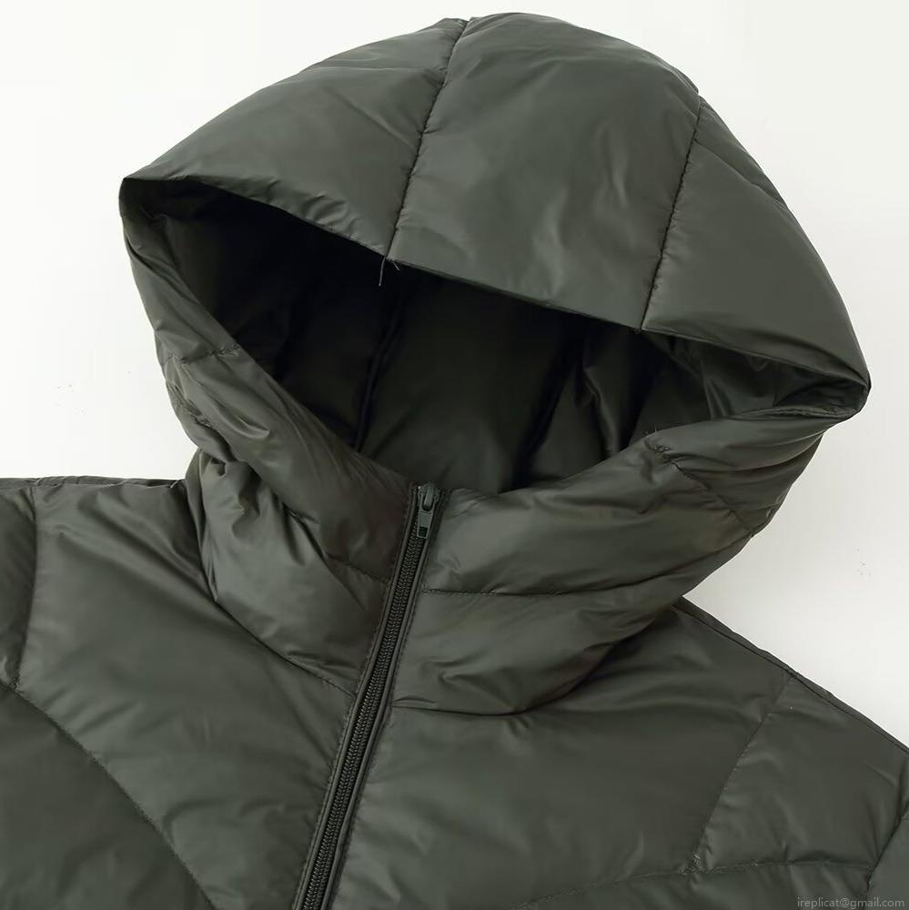 Women's Casual Long Quilted Padded Jacket With Hood Winter Warm Polyester Puffer Coat Solid Color Loose Fit Full Zip Hooded Outerwear For Ladies