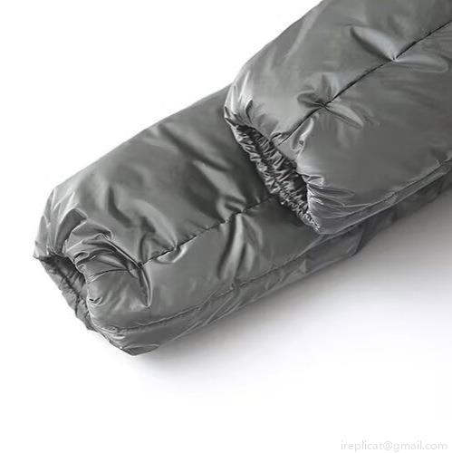 Women's Shiny Metallic Puffer Jacket Hooded Loose Quilted Padded Parka Warm Winter Outerwear Casual Zip-Up Bread Coat With Drawstring