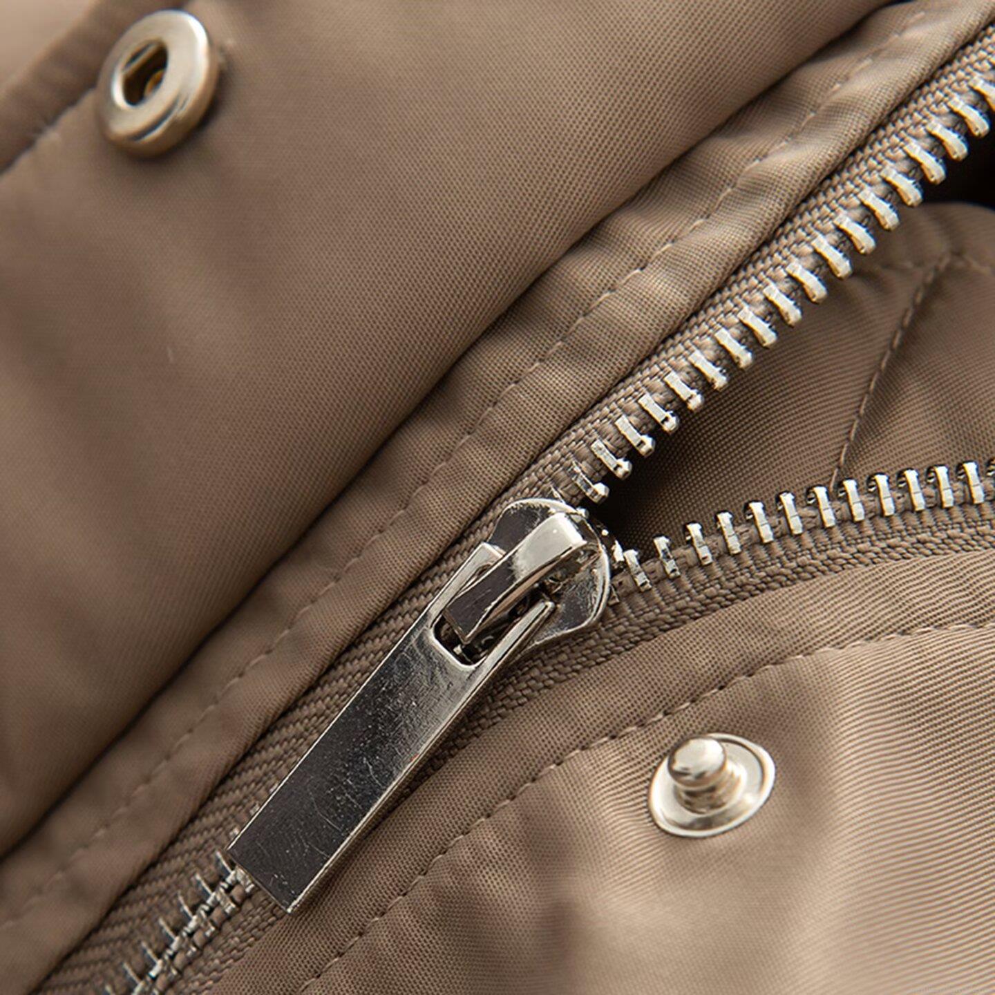 Women's Winter Hooded Padded Bomber Jacket With Fleece Lining Thick Warm Oversized Outerwear Casual Zip Up Quilted Coat For Women