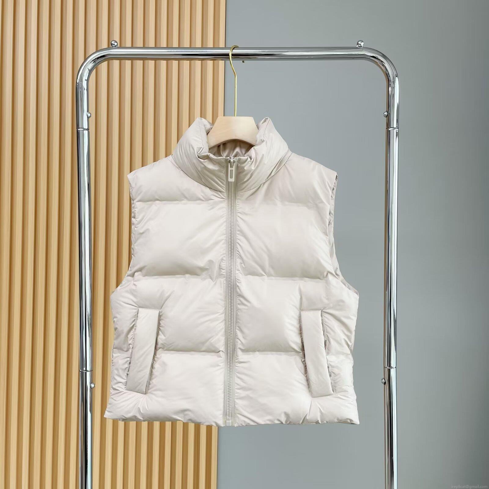 Women's Short Puffer Vest With Stand Collar Down Cotton Padded Sleeveless Jacket Warm Winter Windproof Streetwear Casual Outwear For Ladies