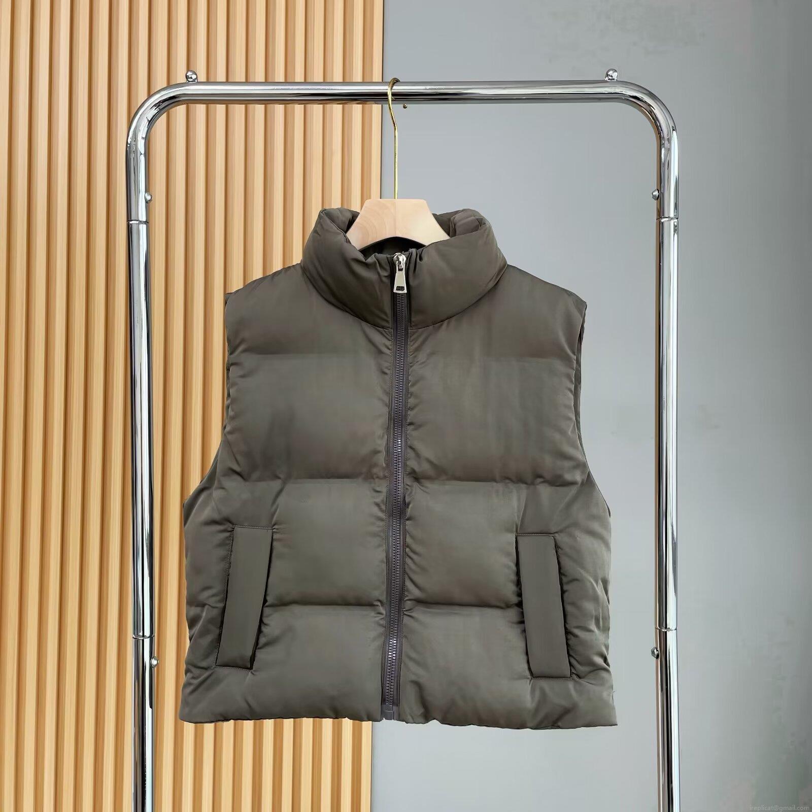 Women's Short Puffer Vest With Stand Collar Down Cotton Padded Sleeveless Jacket Warm Winter Windproof Streetwear Casual Outwear For Ladies