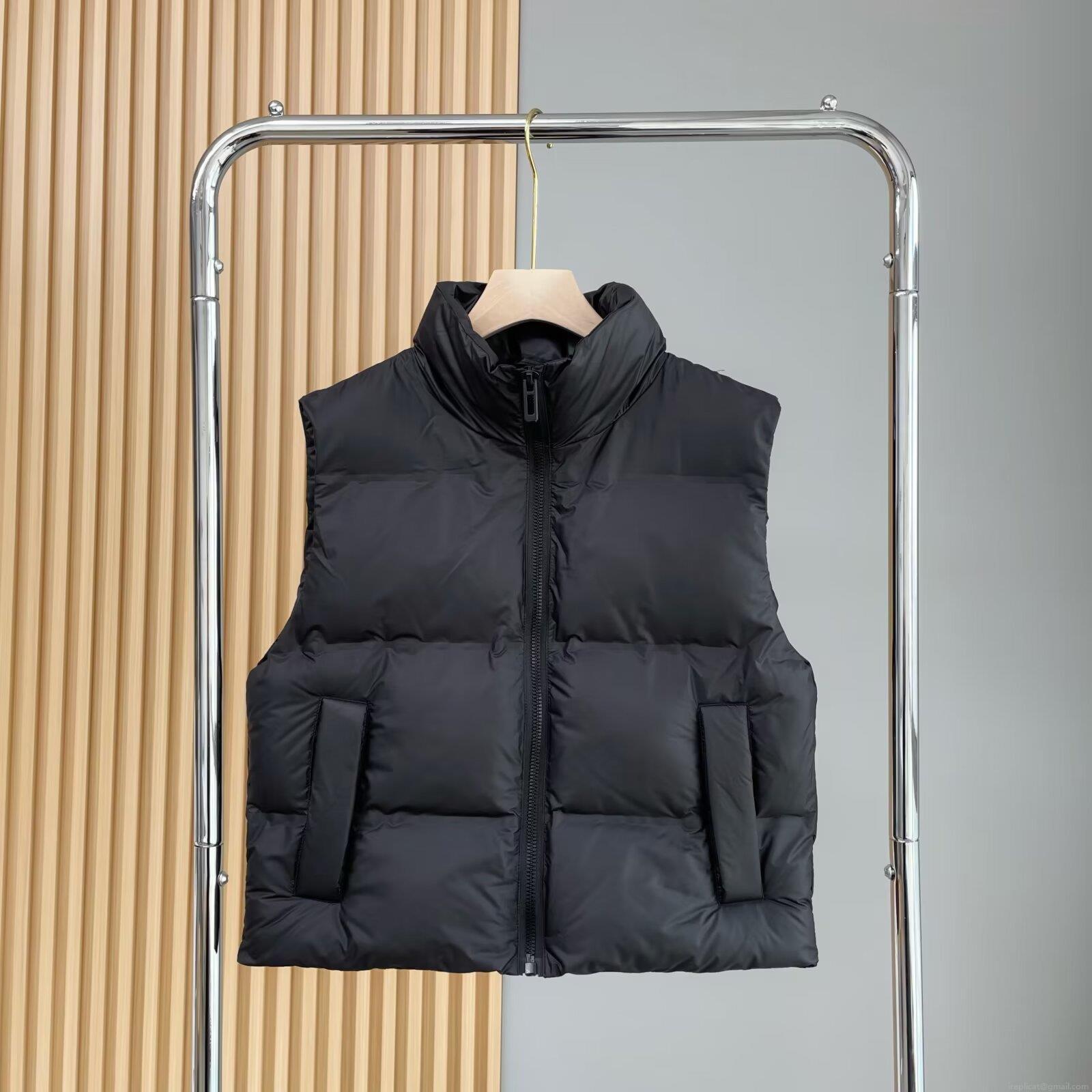Women's Short Puffer Vest With Stand Collar Down Cotton Padded Sleeveless Jacket Warm Winter Windproof Streetwear Casual Outwear For Ladies